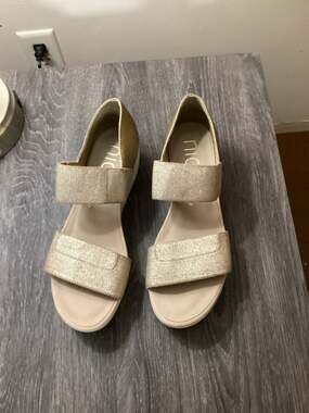 Nicole Imogen Gold Metallic Wedge Elastic Strap Sandals